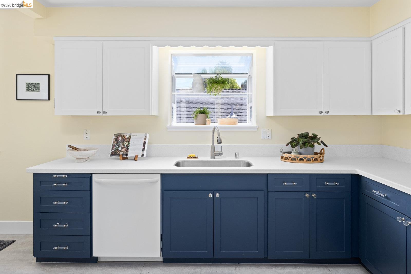 2726 Madeline Street