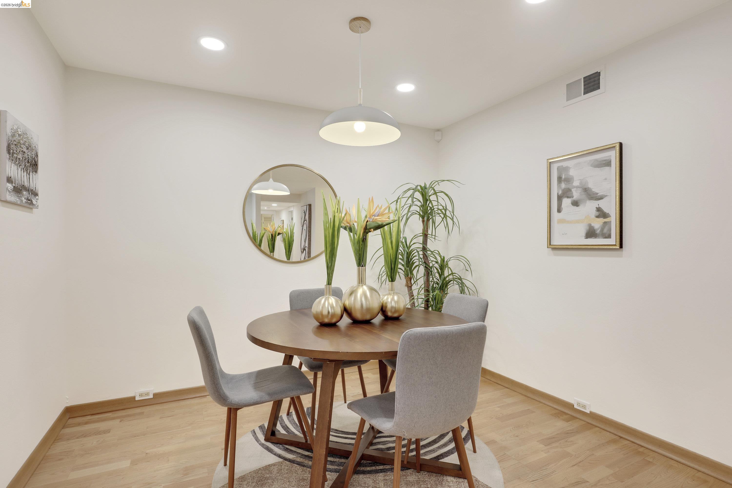 323 Monte Vista Ave # 107