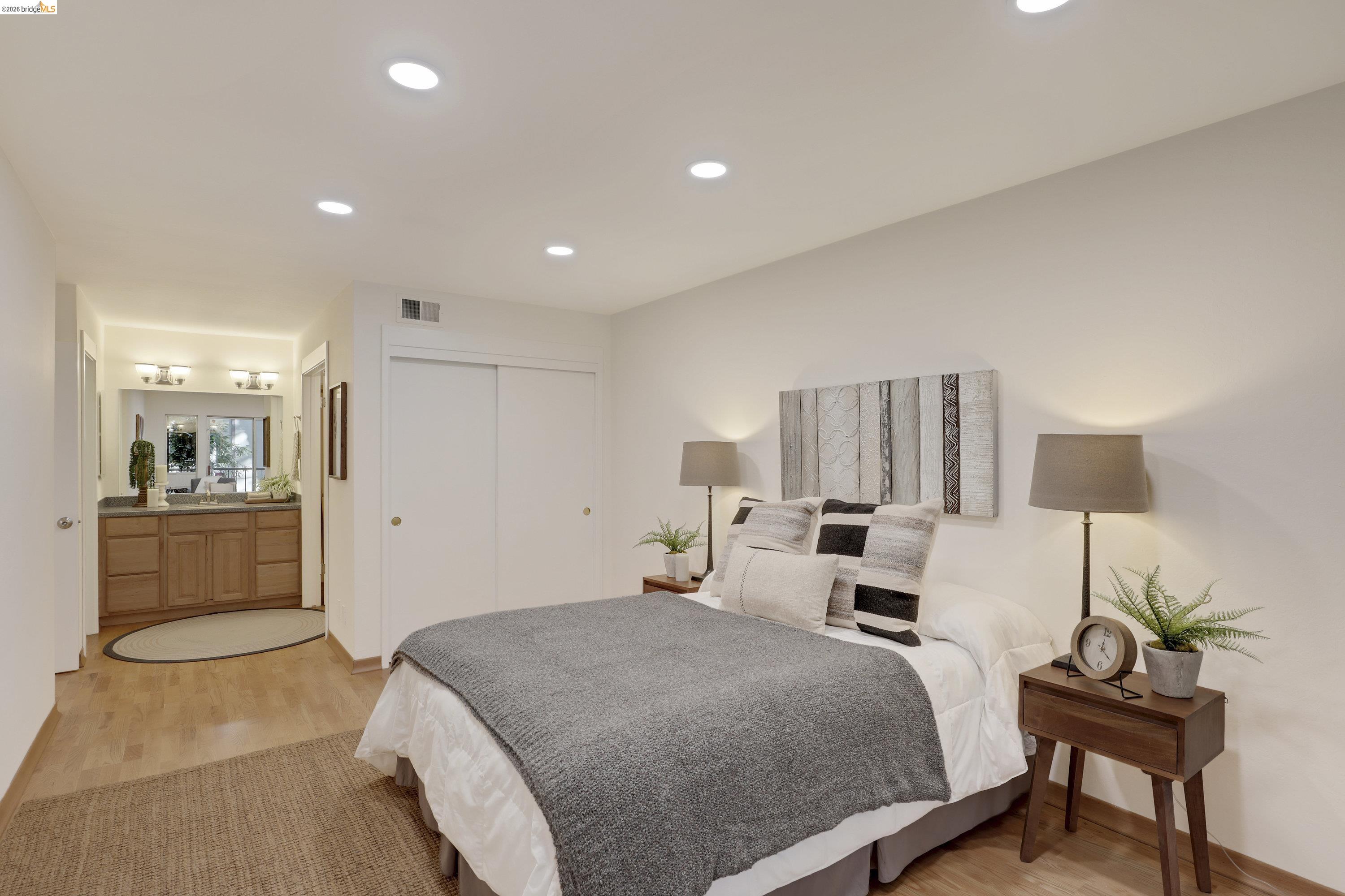 323 Monte Vista Ave # 107