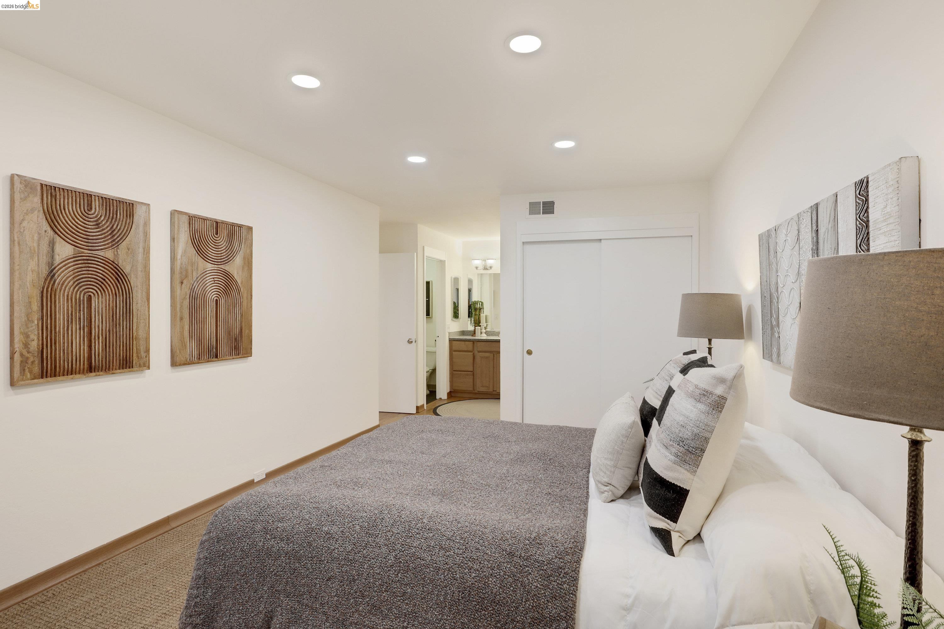 323 Monte Vista Ave # 107