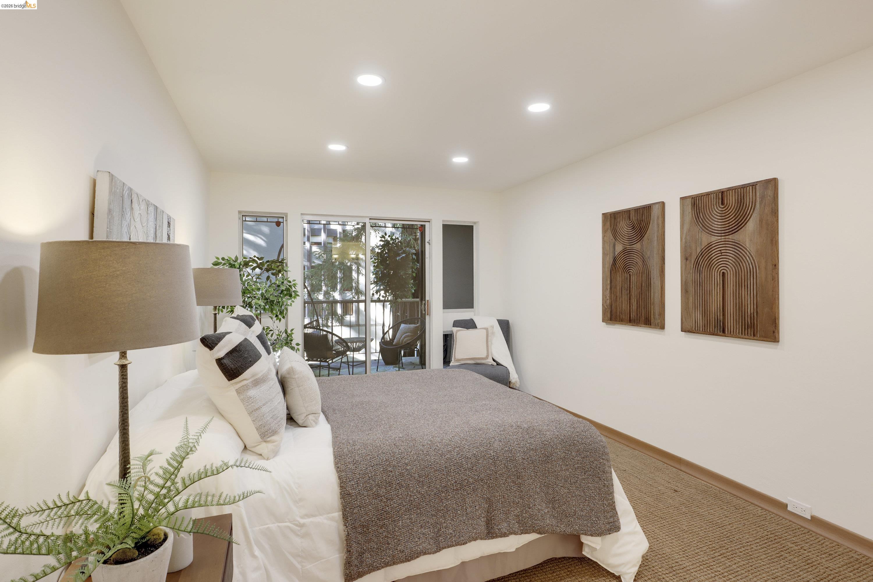 323 Monte Vista Ave # 107
