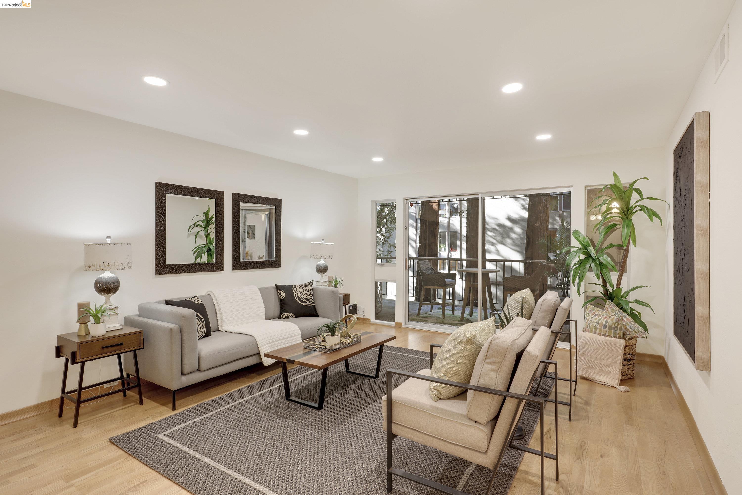 323 Monte Vista Ave # 107