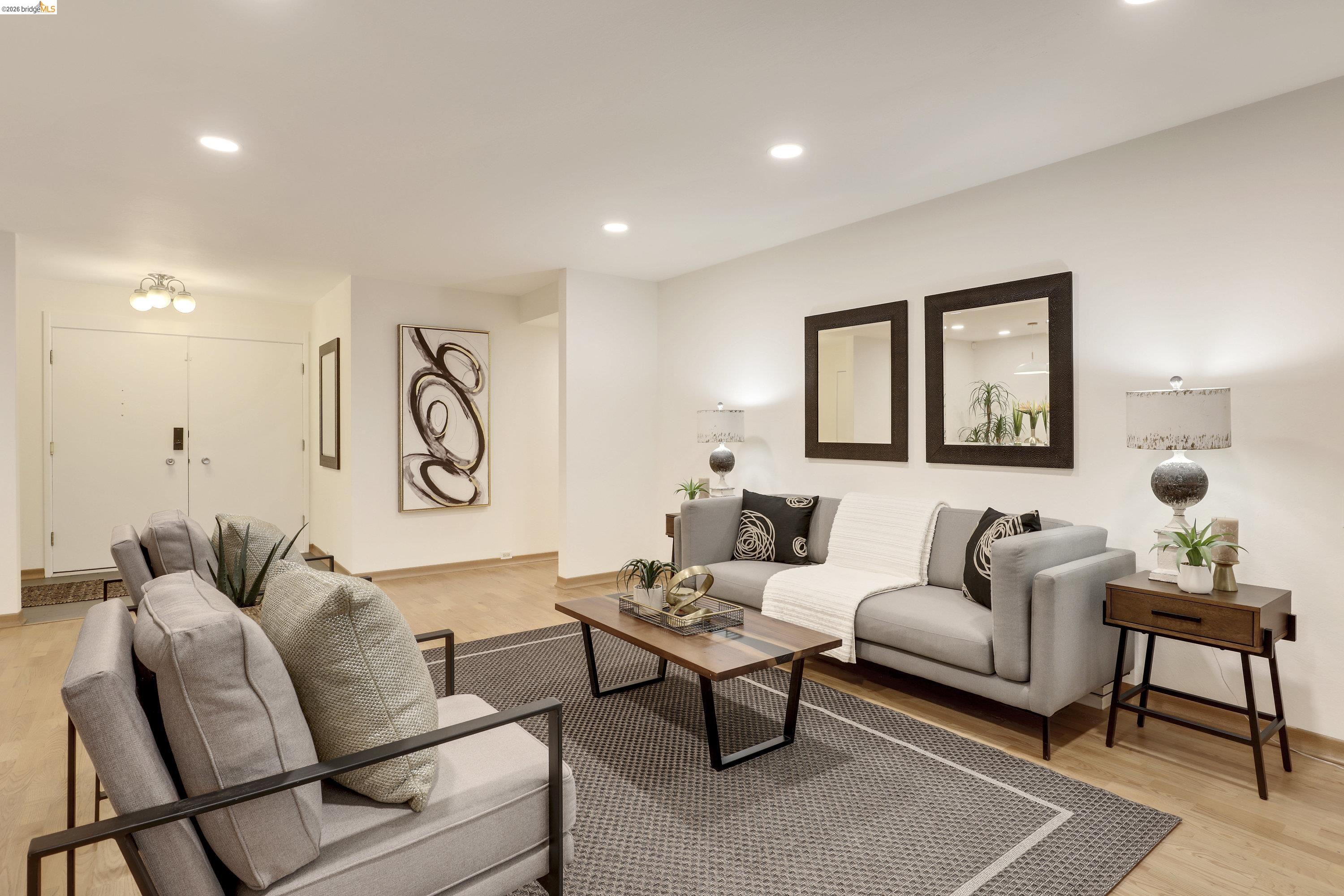 323 Monte Vista Ave # 107