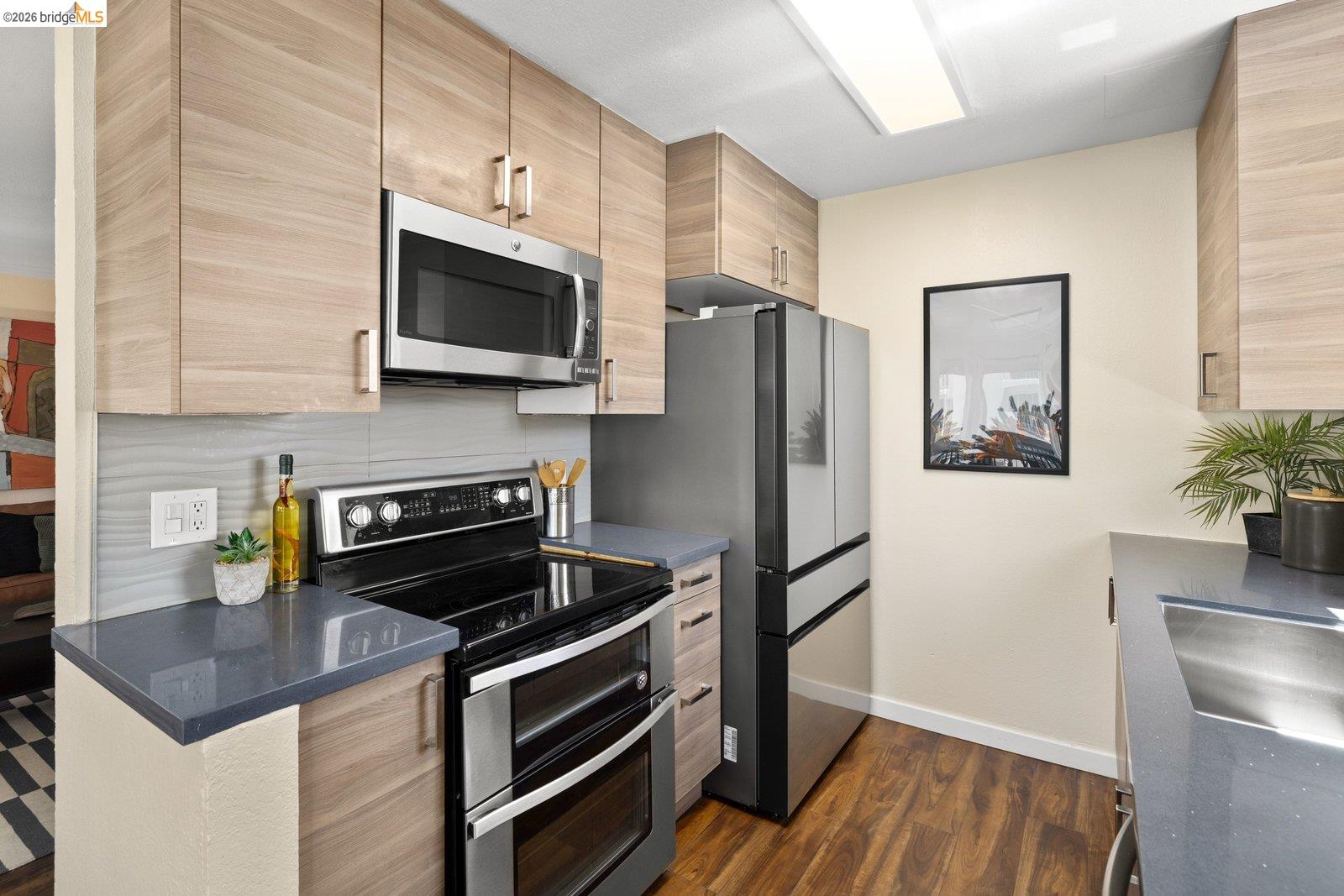 77 Fairmount Avenue # 302
