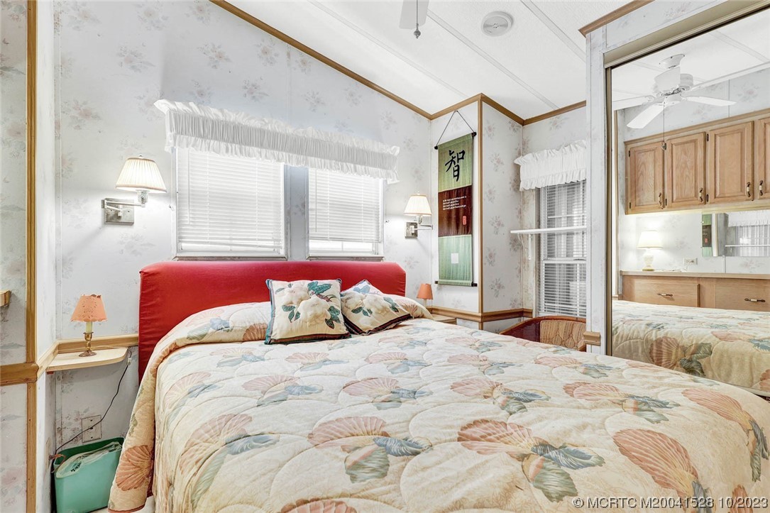 10725 S Ocean Drive 404
