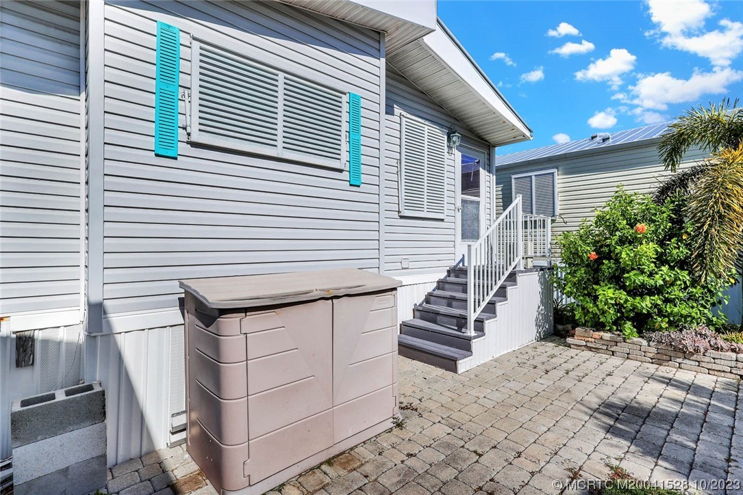 10725 S Ocean Drive 404
