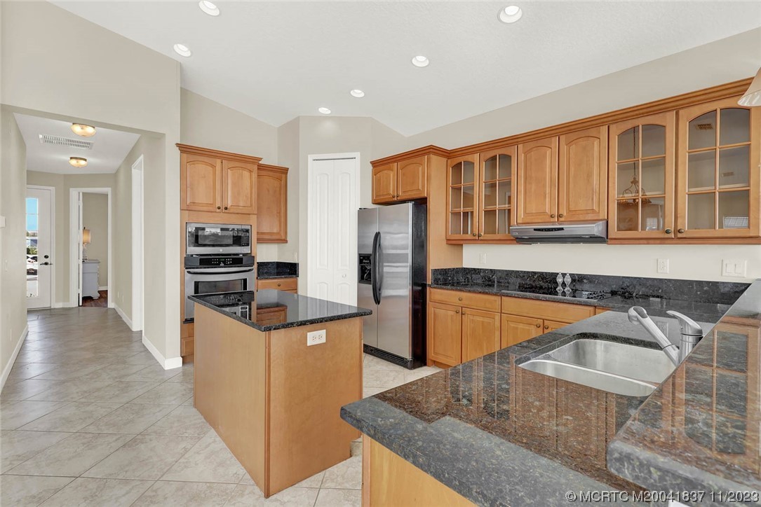 10751 S Ocean Drive A18