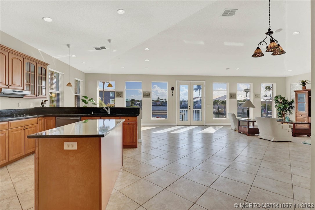 10751 S Ocean Drive A18
