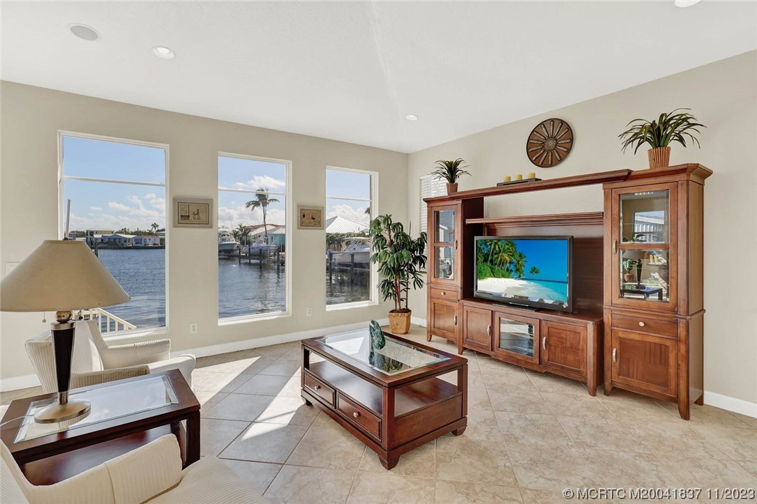 10751 S Ocean Drive A18