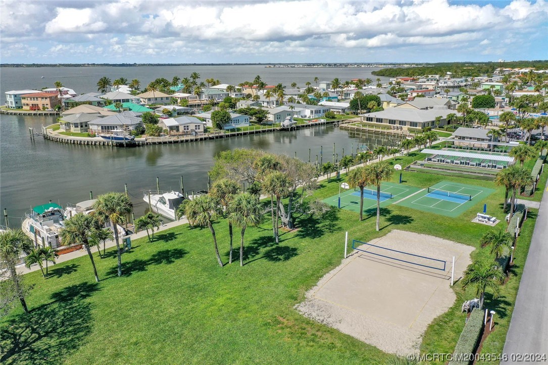 10701 S Ocean Drive 856
