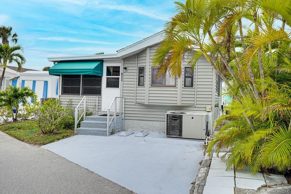 10701 S Ocean Drive 832