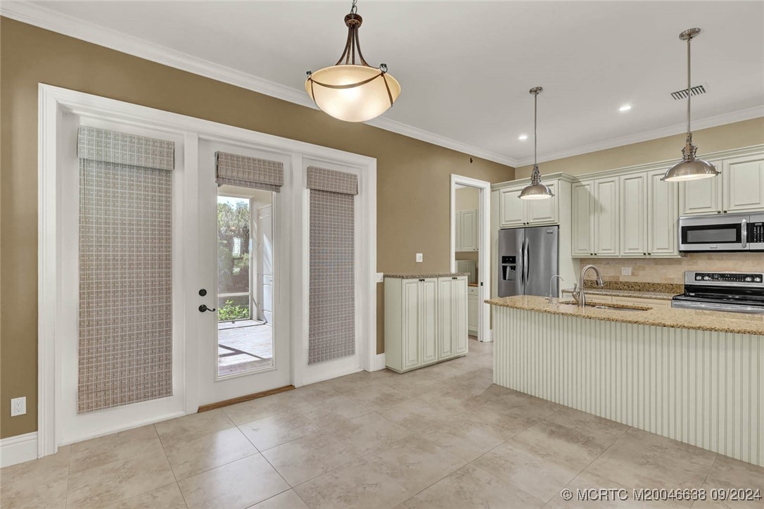 10191 S Ocean Drive B-1