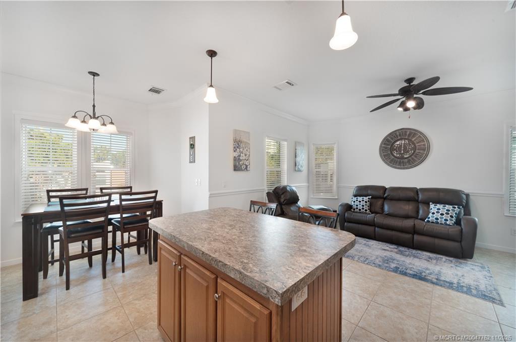 10725 S Ocean Drive 516