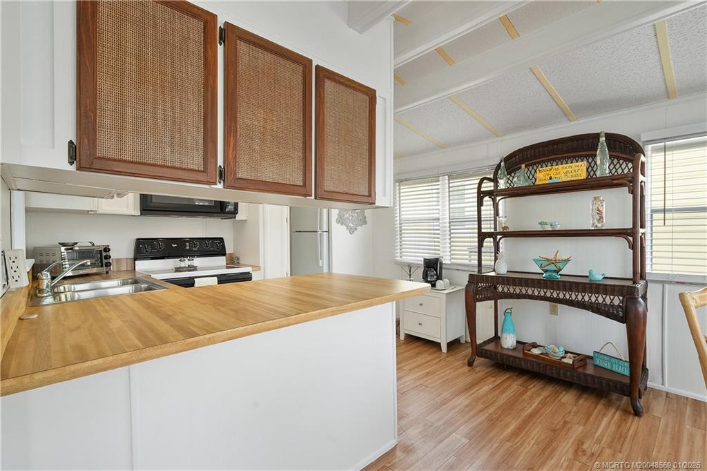 10701 S Ocean Drive 739