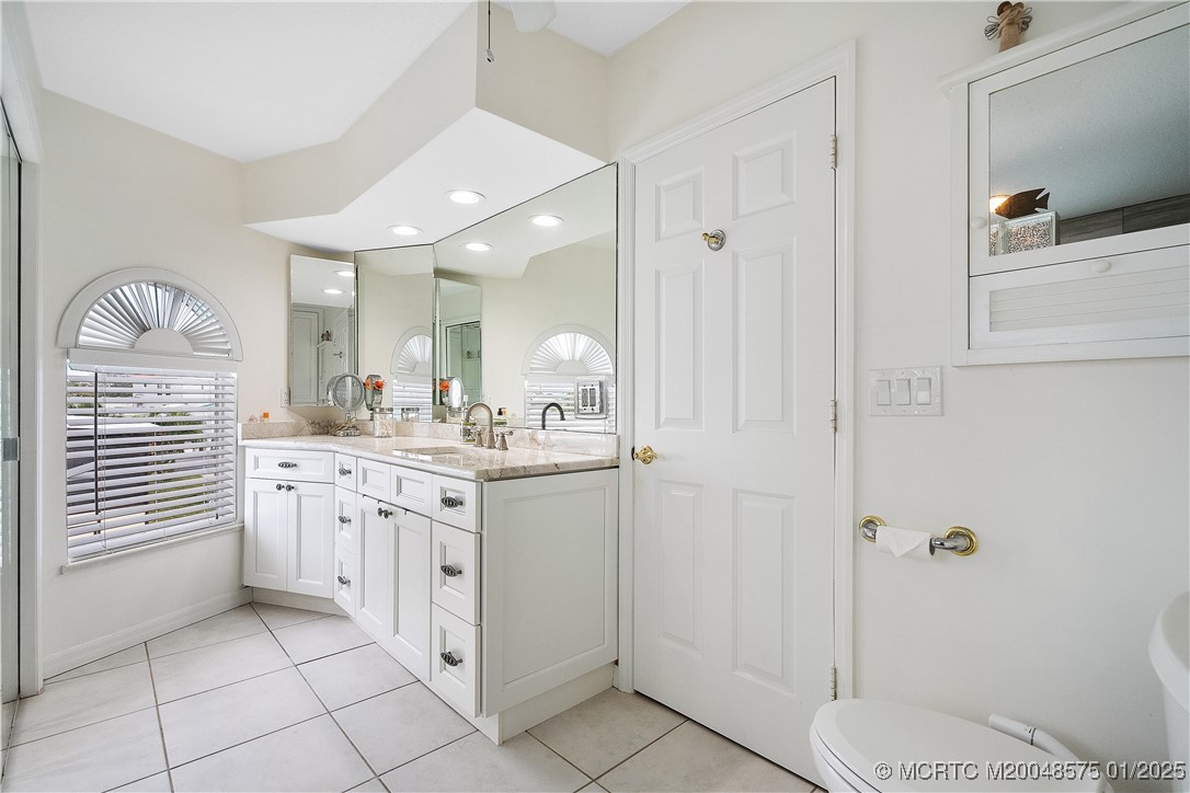 10701 S Ocean Drive 666
