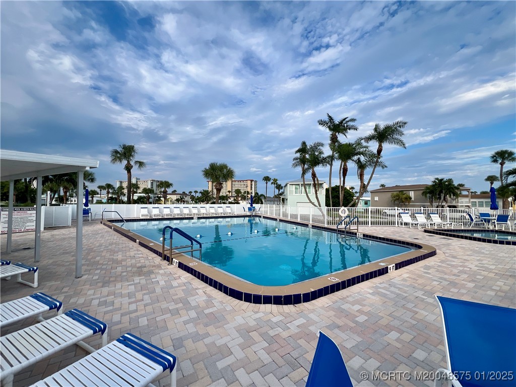 10701 S Ocean Drive 666