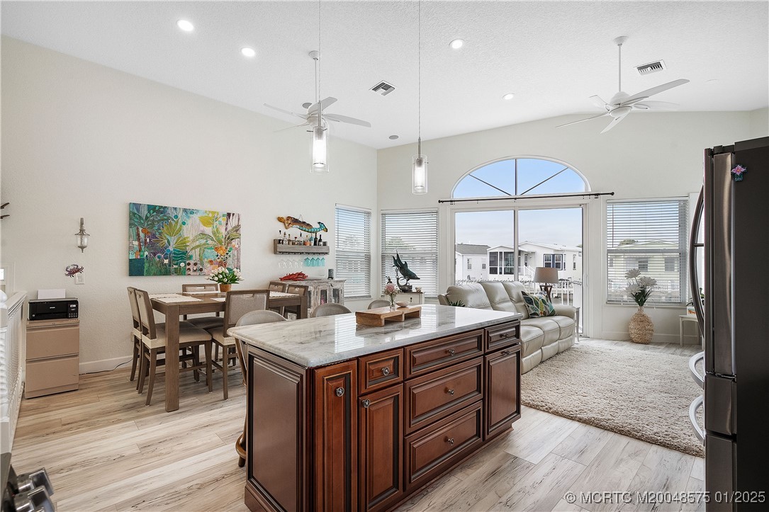 10701 S Ocean Drive 666