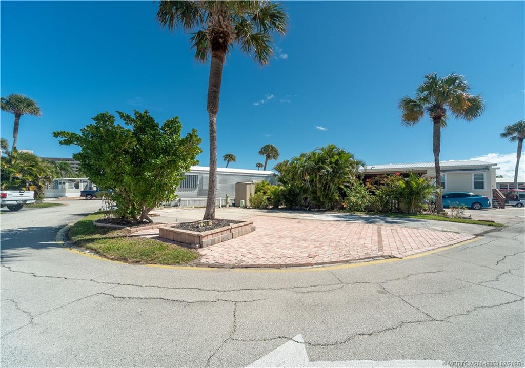 10725 S Ocean Drive 290