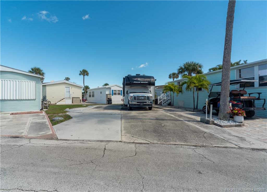 10725 S Ocean Drive 285