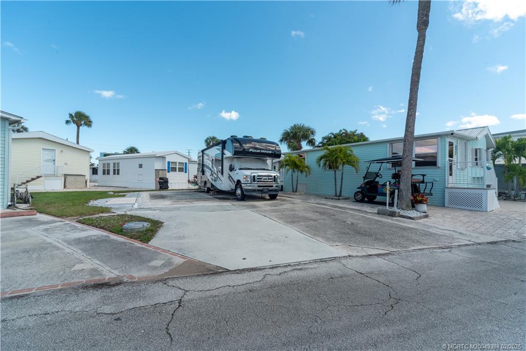 10725 S Ocean Drive 285