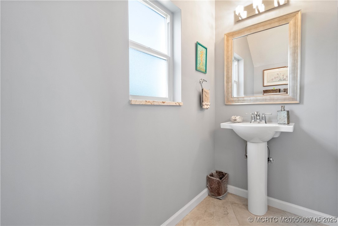 10701 S Ocean Drive 677