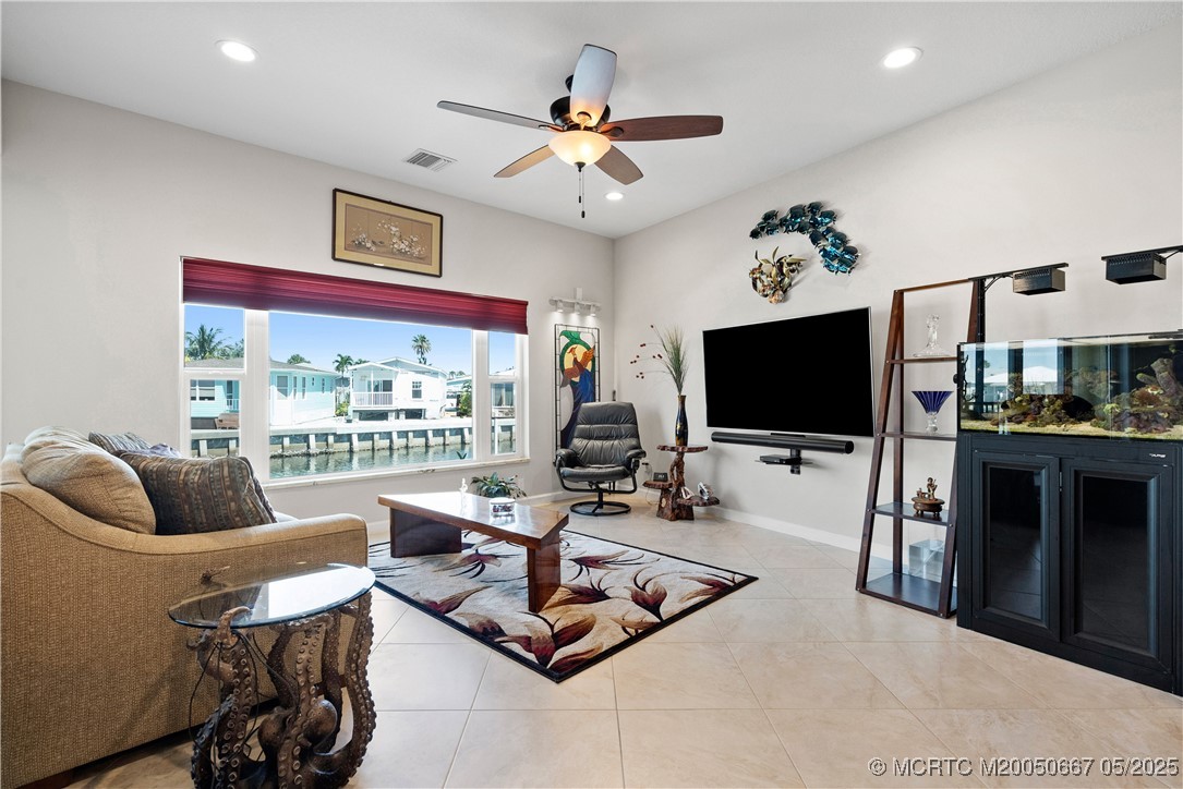 10701 S Ocean Drive 677