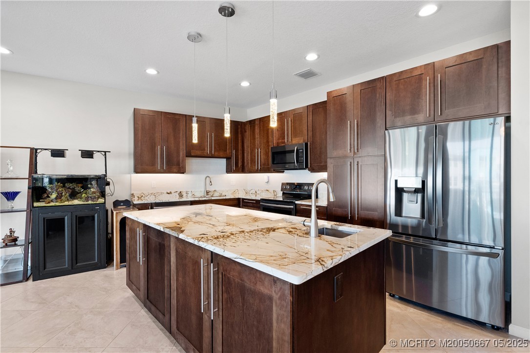 10701 S Ocean Drive 677