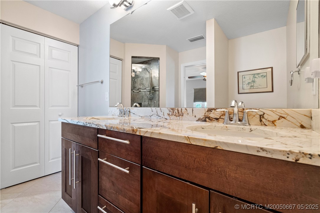 10701 S Ocean Drive 677