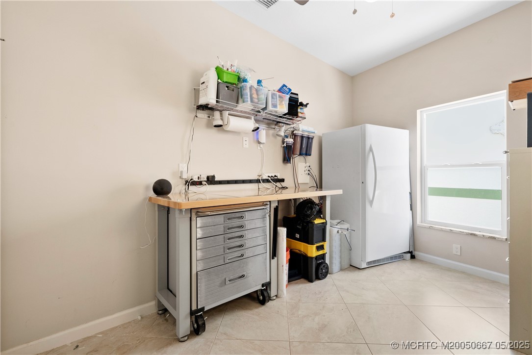 10701 S Ocean Drive 677