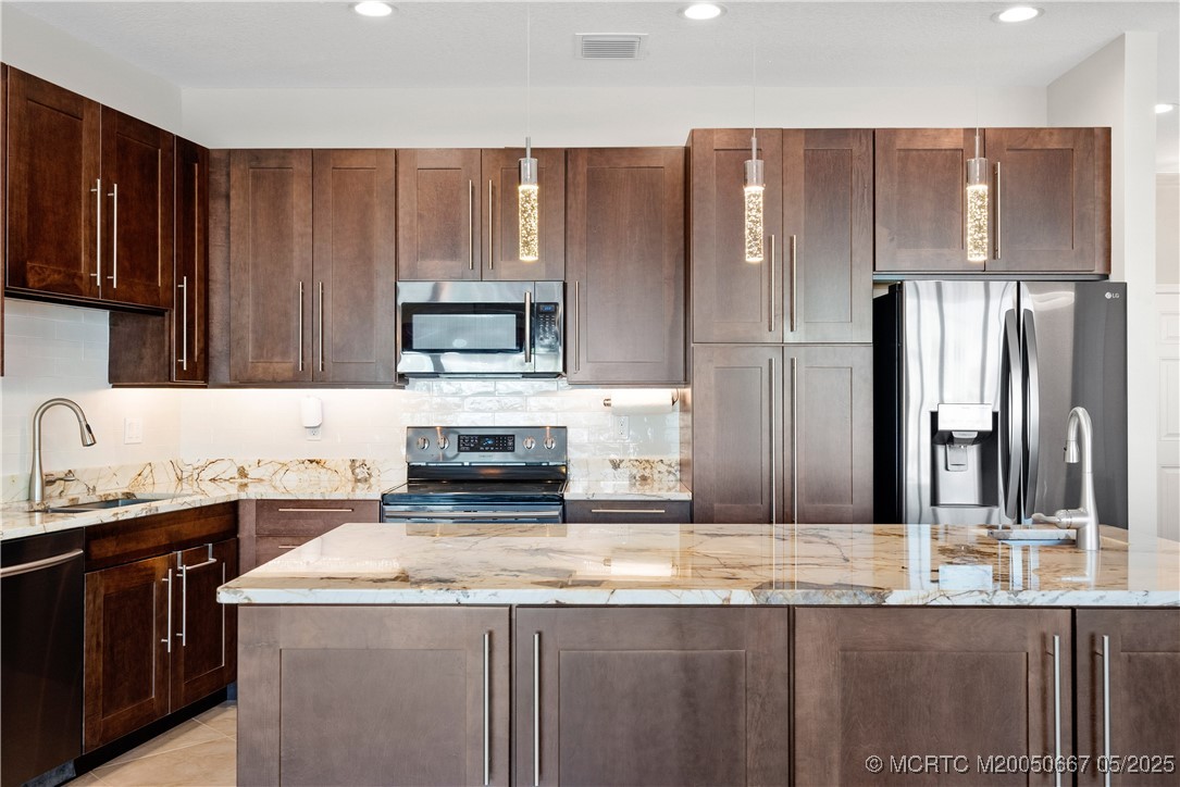 10701 S Ocean Drive 677