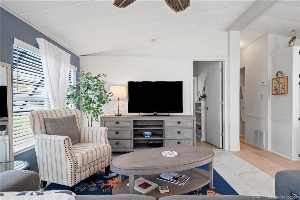 10725 S Ocean Drive 322