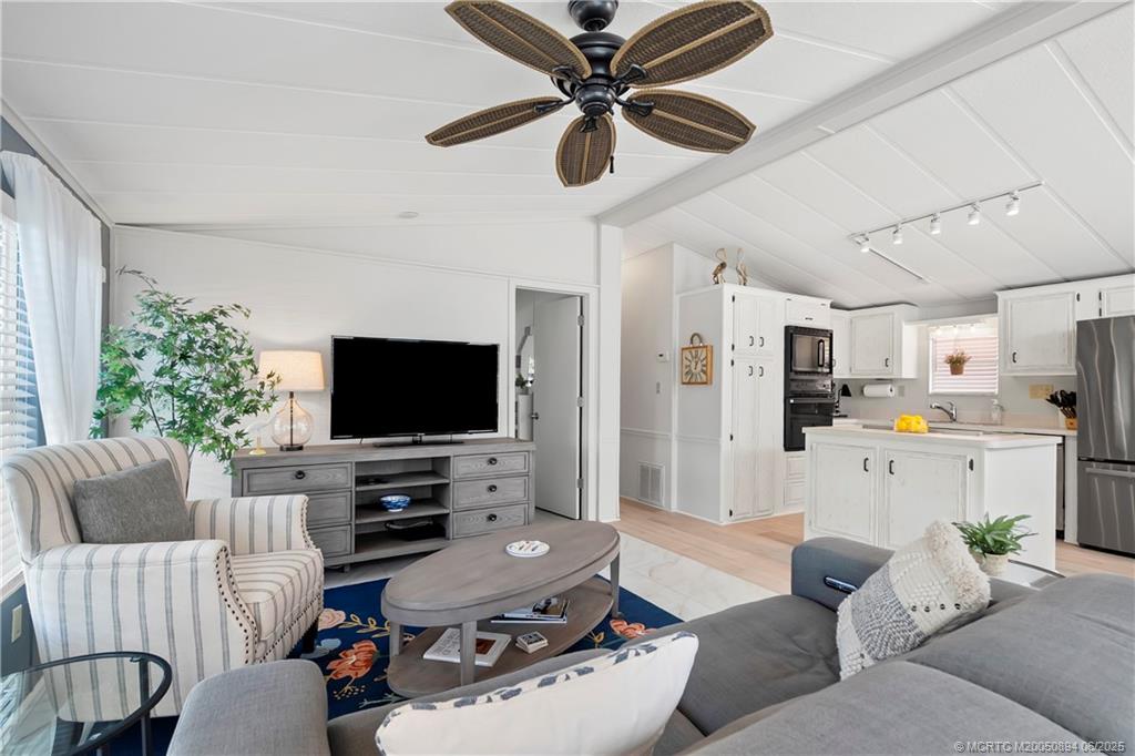 10725 S Ocean Drive 322