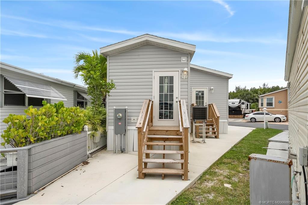 10701 S Ocean Drive 661