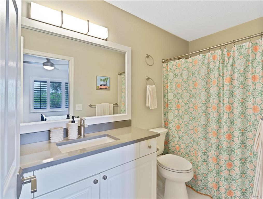 4949 N Highway A1a 113