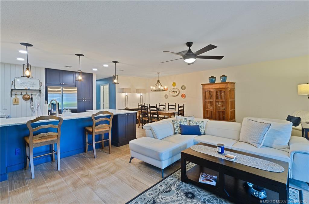 4949 N Highway A1a 113