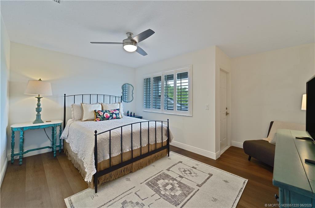 4949 N Highway A1a 113