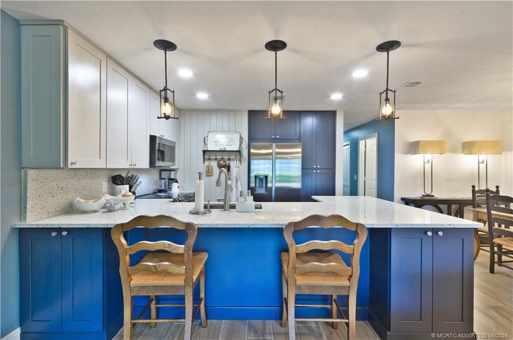 4949 N Highway A1a 113