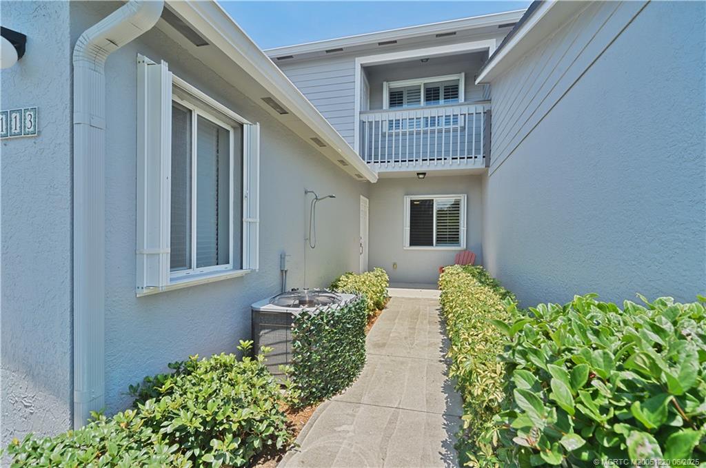 4949 N Highway A1a 113