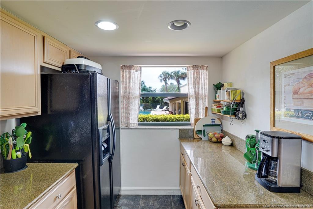 10310 S Ocean Drive 108