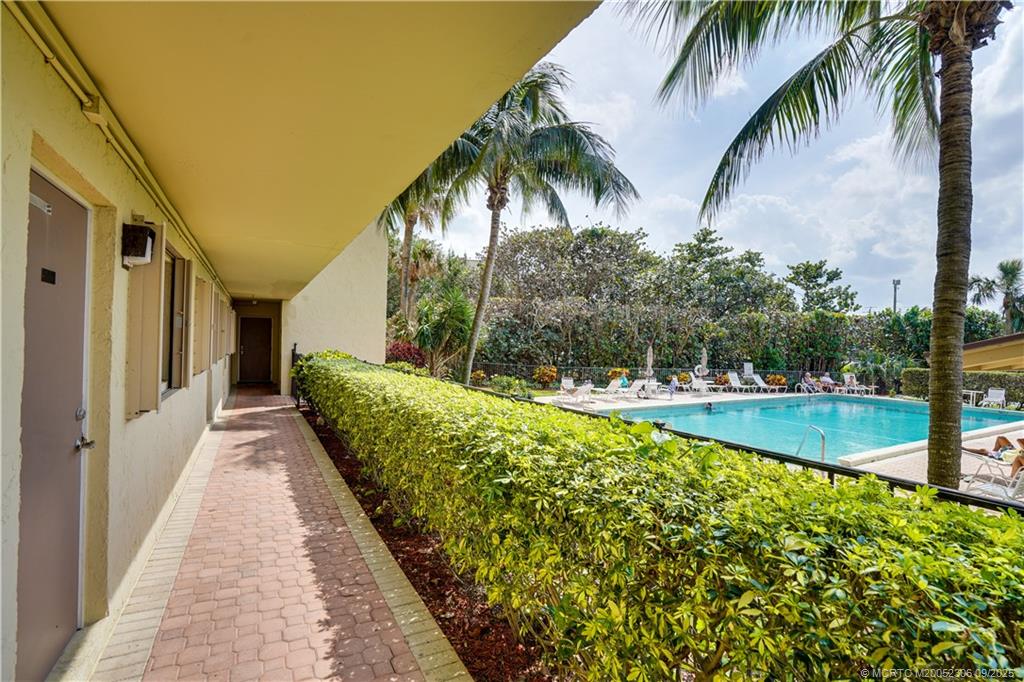 10310 S Ocean Drive 108