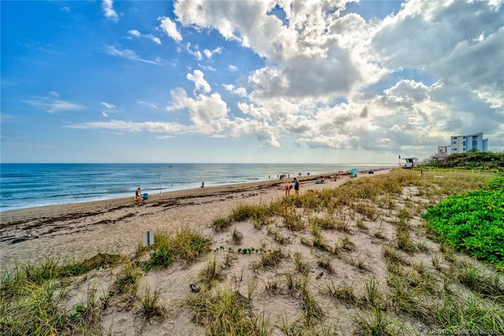 10310 S Ocean Drive 108