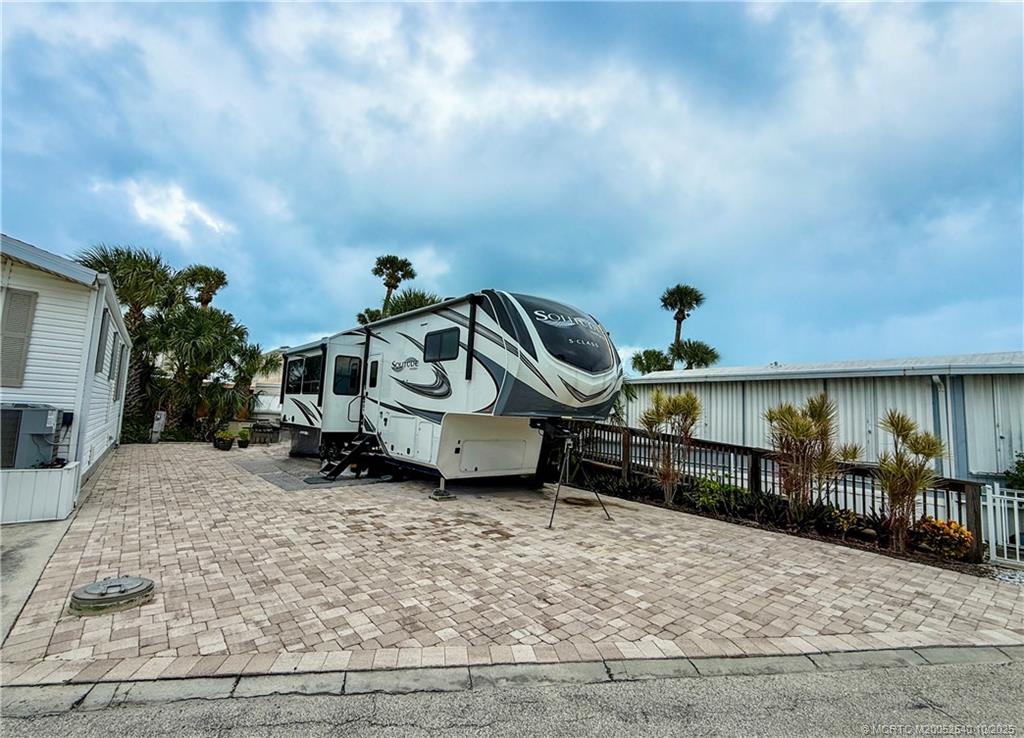 10725 S Ocean Drive 155