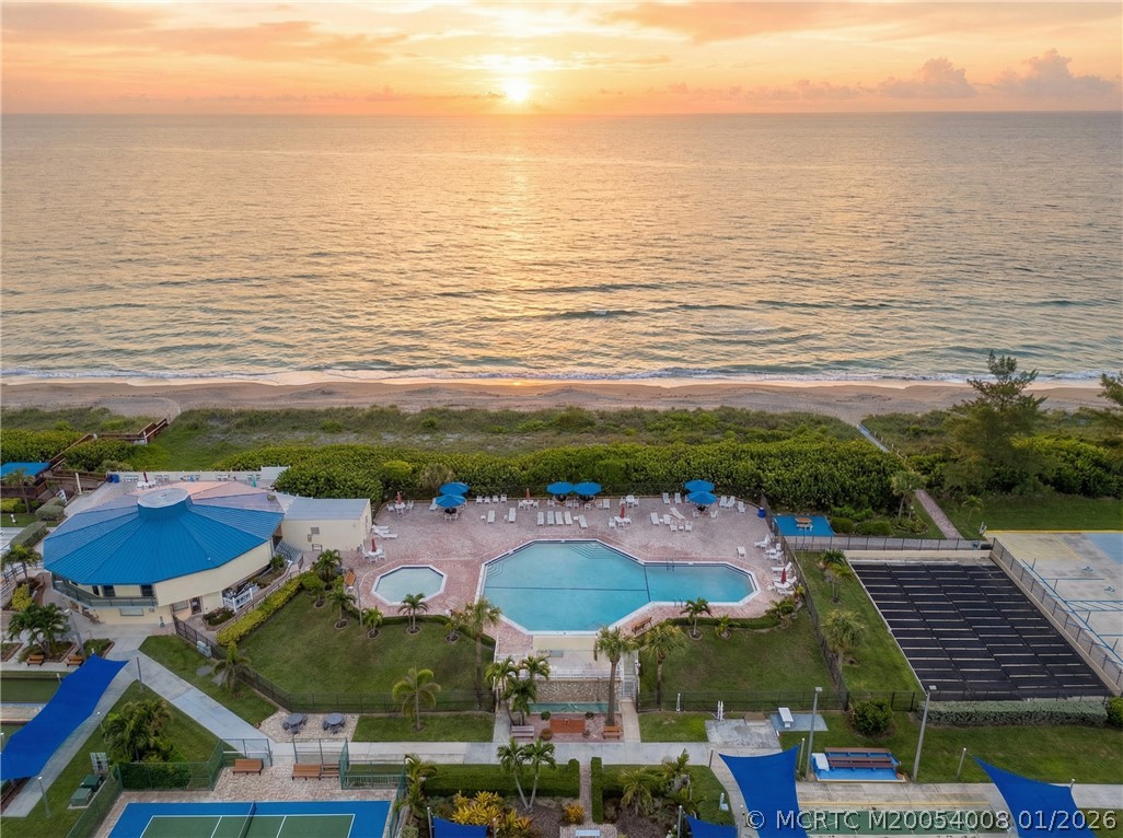 10725 S Ocean Drive 409
