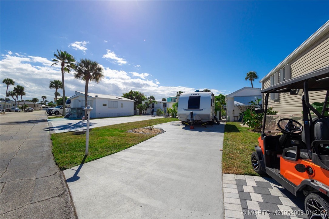 10725 S Ocean Drive 409