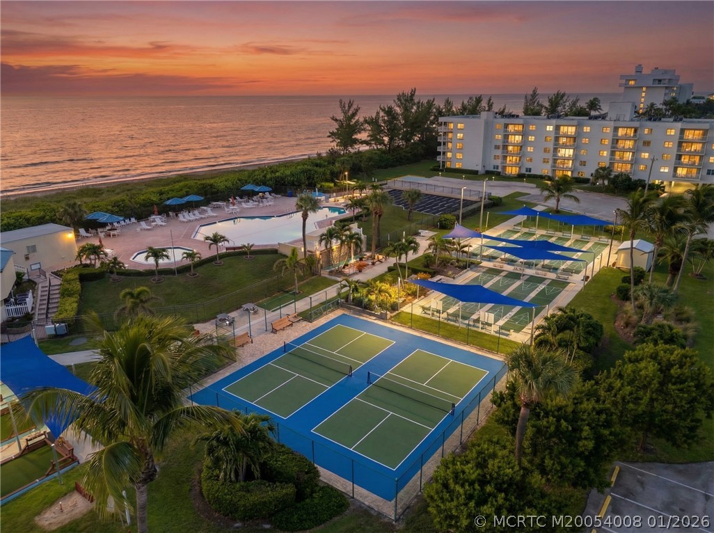10725 S Ocean Drive 409