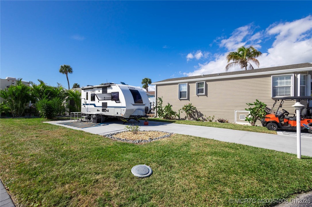 10725 S Ocean Drive 409