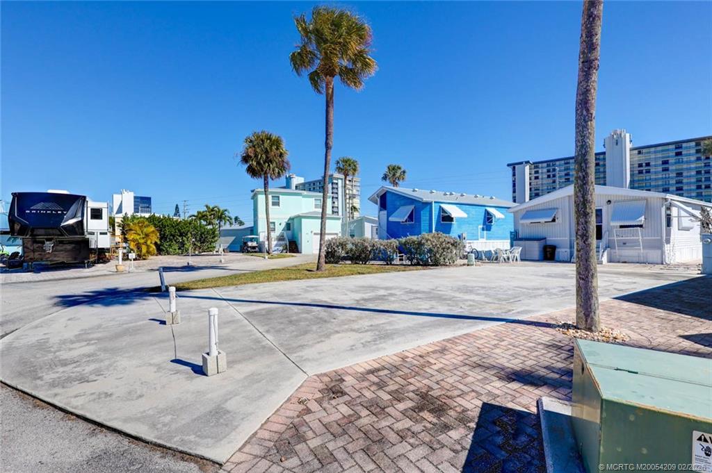 10725 S Ocean Drive 471