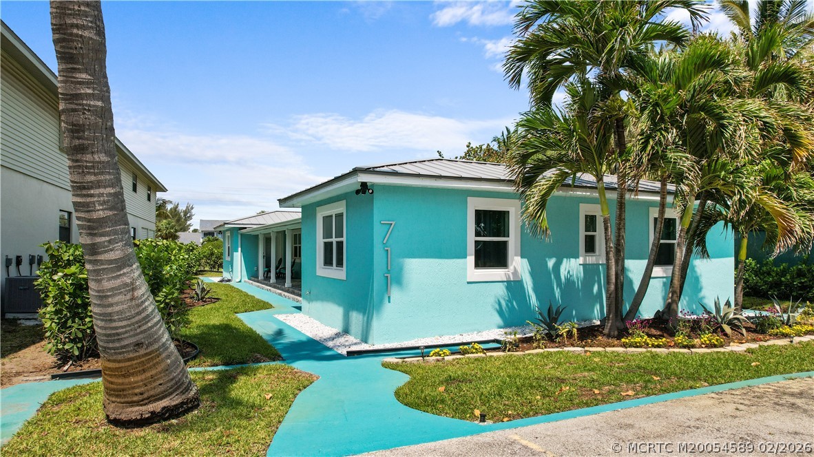 711 S Ocean Drive