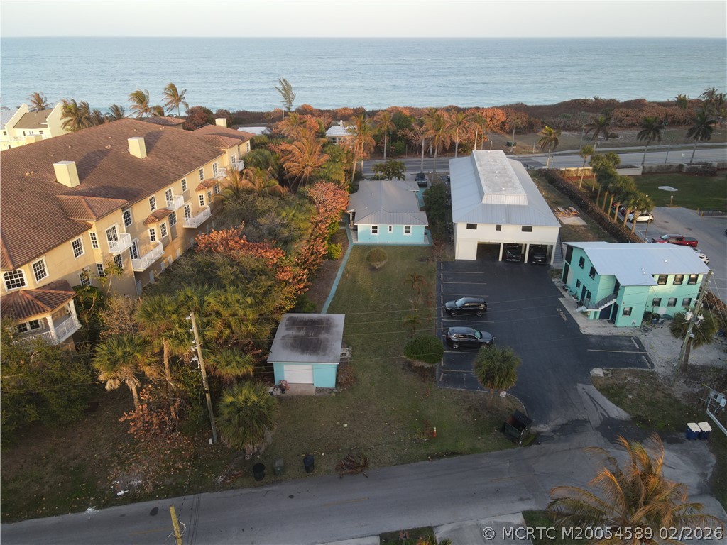 711 S Ocean Drive