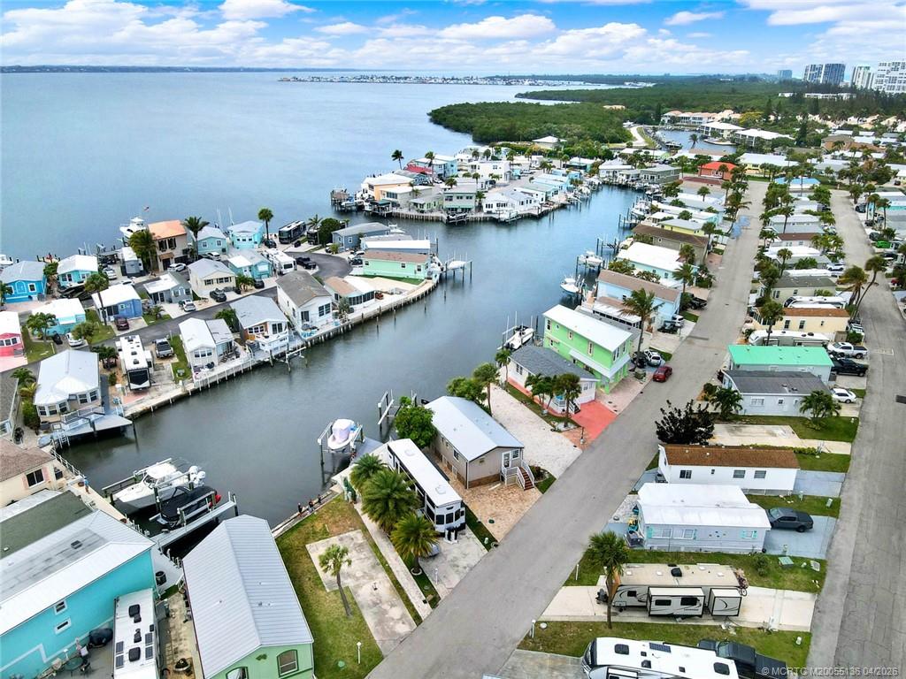 10701 S Ocean Drive 811